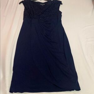 Elegant Navy Blue Sleeveless Dress